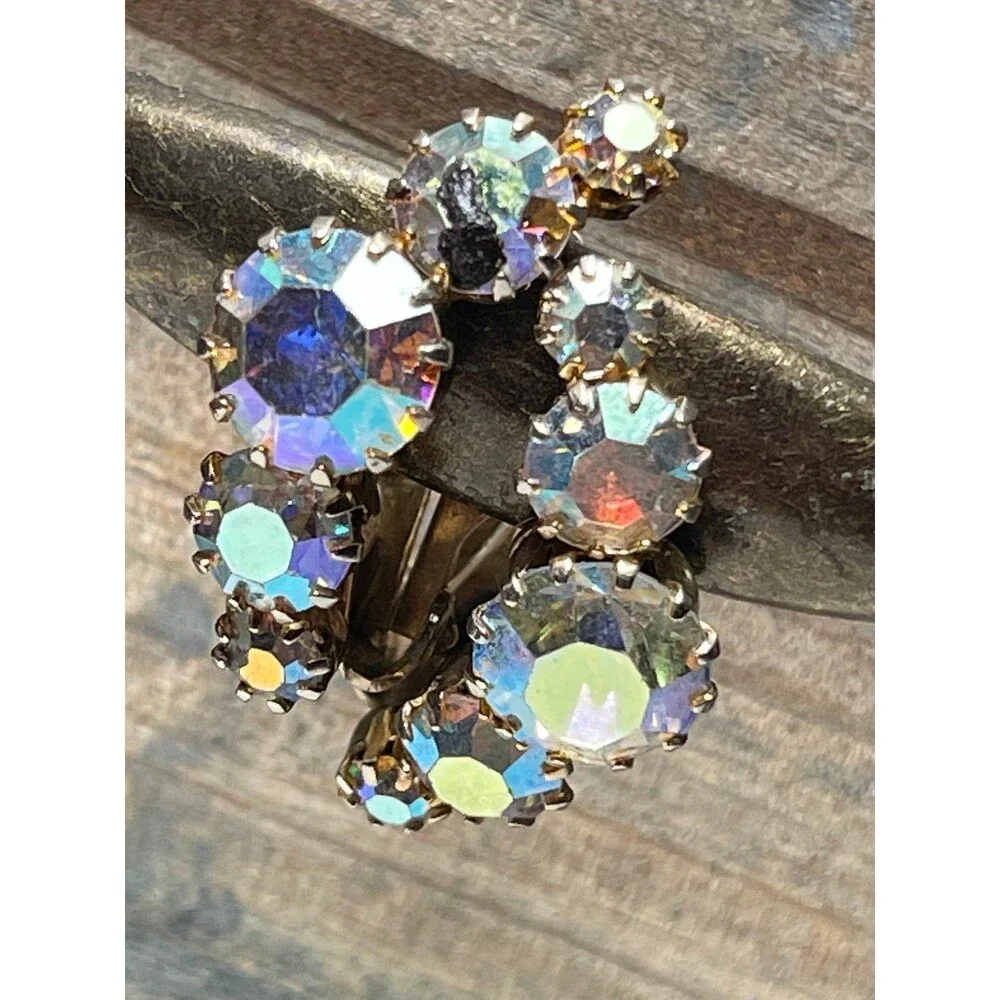 Vintage Earrings - Picture 3 of 6